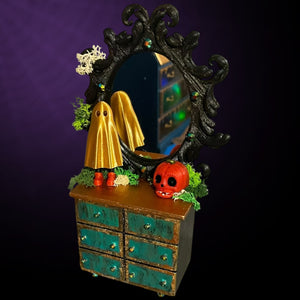 Haunted Dollhouse Dresser