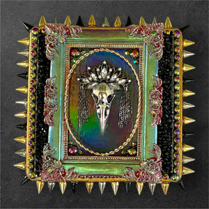 Crow Skull Frame